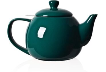 ceramic tea pot